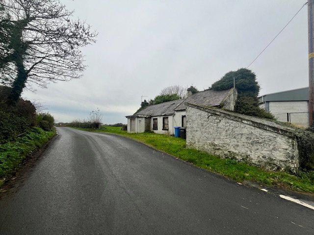 Potential Site Plus 5 Acres @, 6 Manse Road