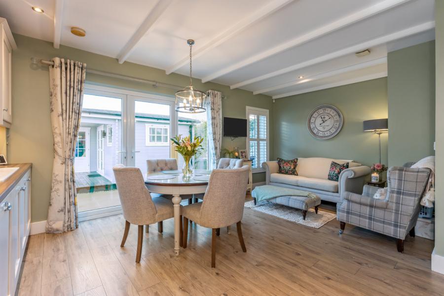 8 First Avenue, Rivenwood