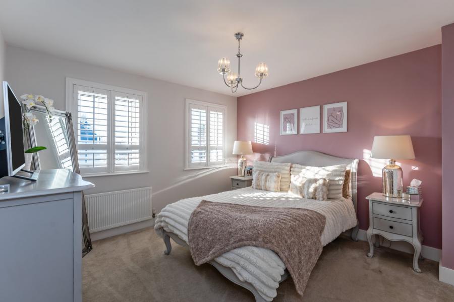 8 First Avenue, Rivenwood