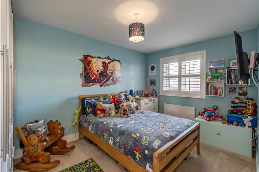 8 First Avenue, Rivenwood