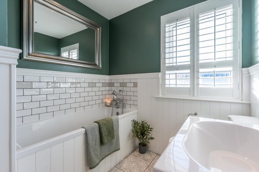 8 First Avenue, Rivenwood