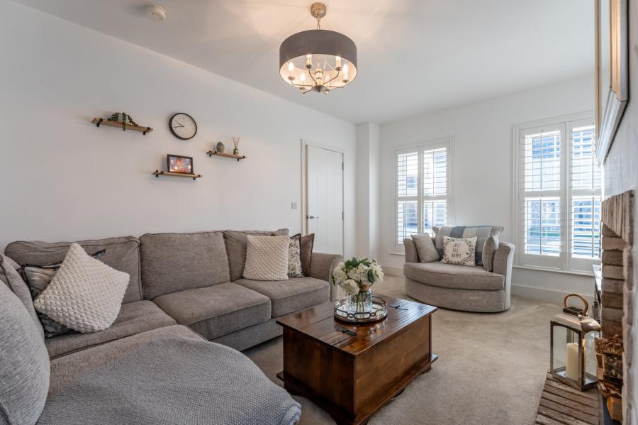 8 First Avenue, Rivenwood