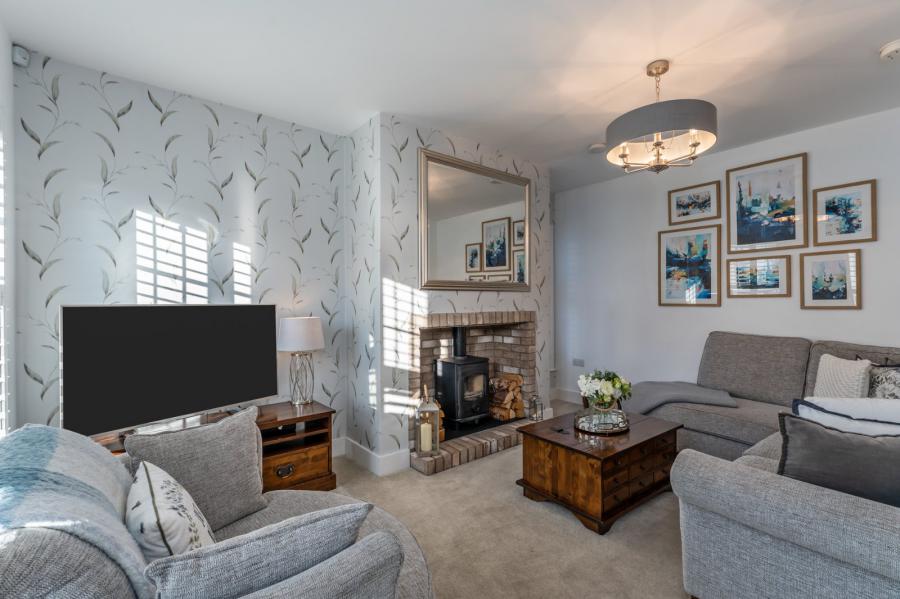 8 First Avenue, Rivenwood