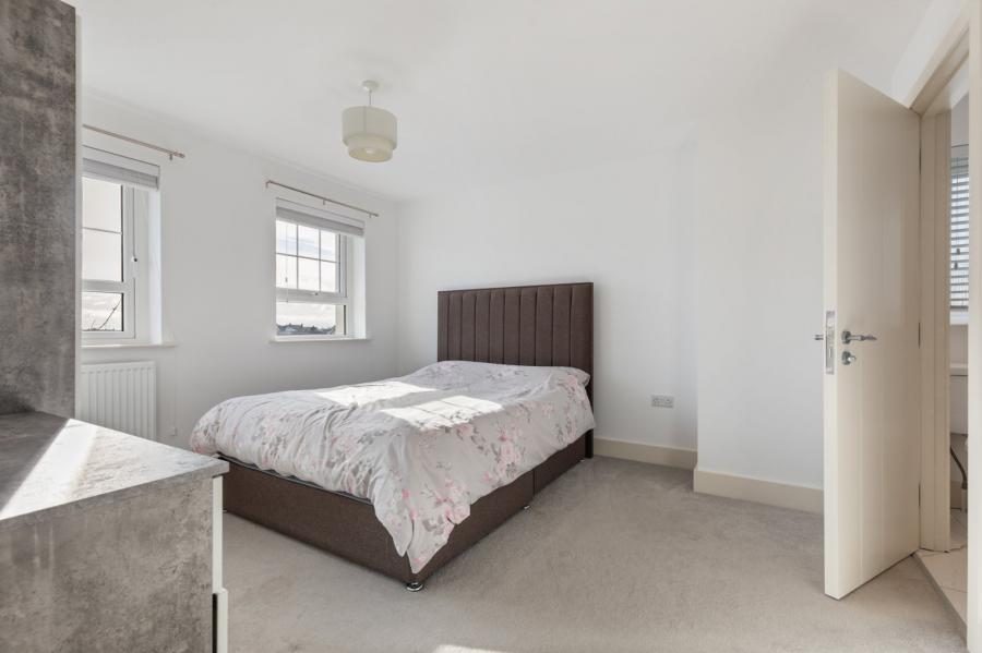 2 Fourth Street, Rivenwood