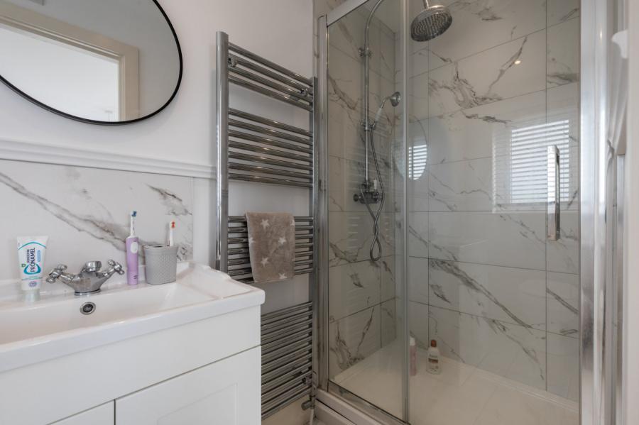 2 Fourth Street, Rivenwood