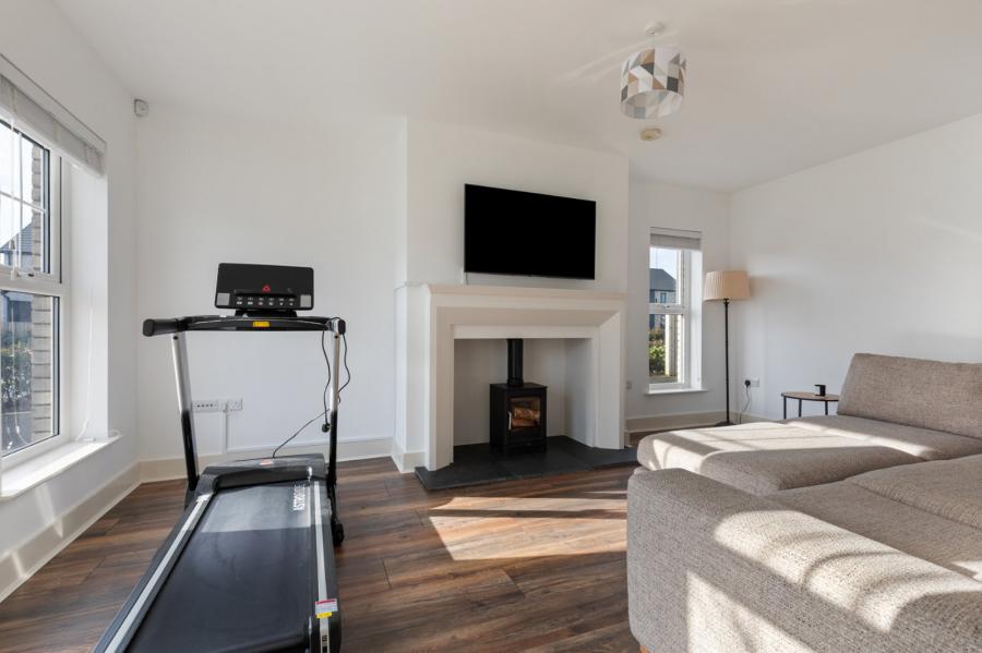 2 Fourth Street, Rivenwood