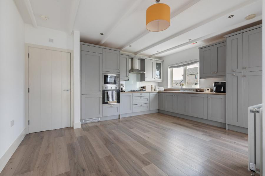 2 Fourth Street, Rivenwood