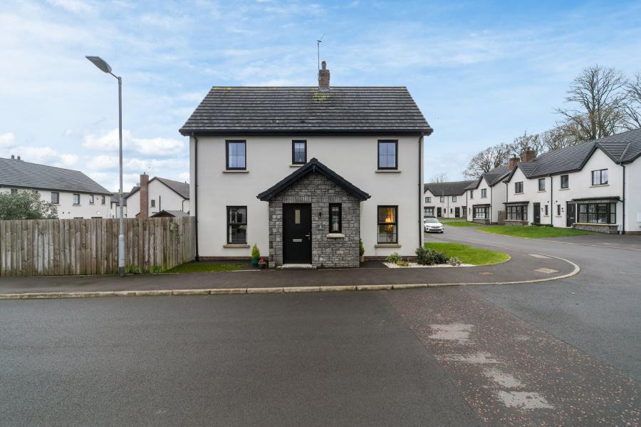 4 Blackrock Grove