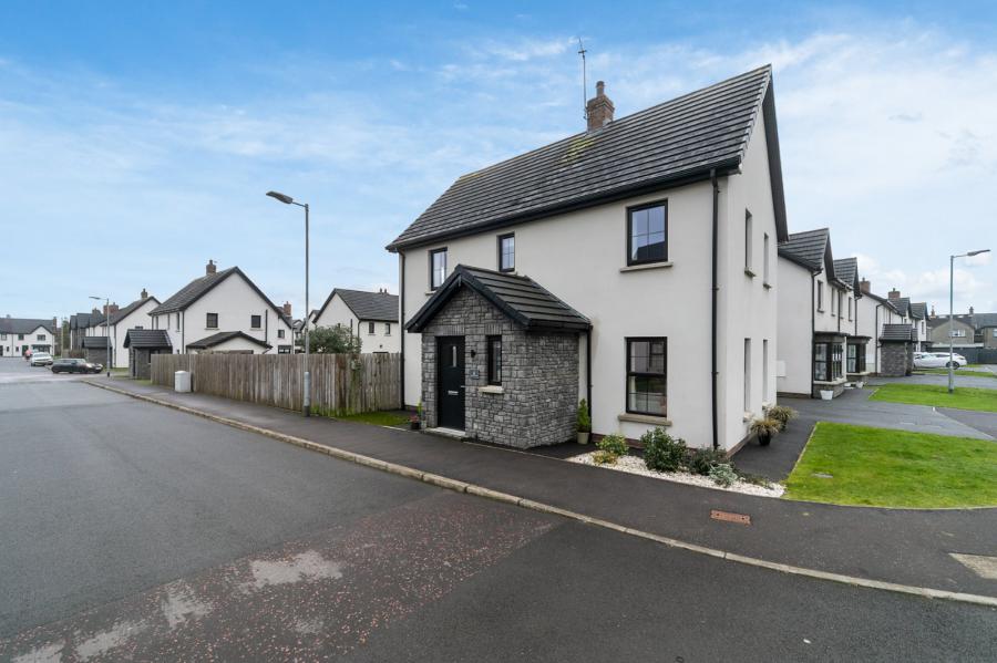 4 Blackrock Grove