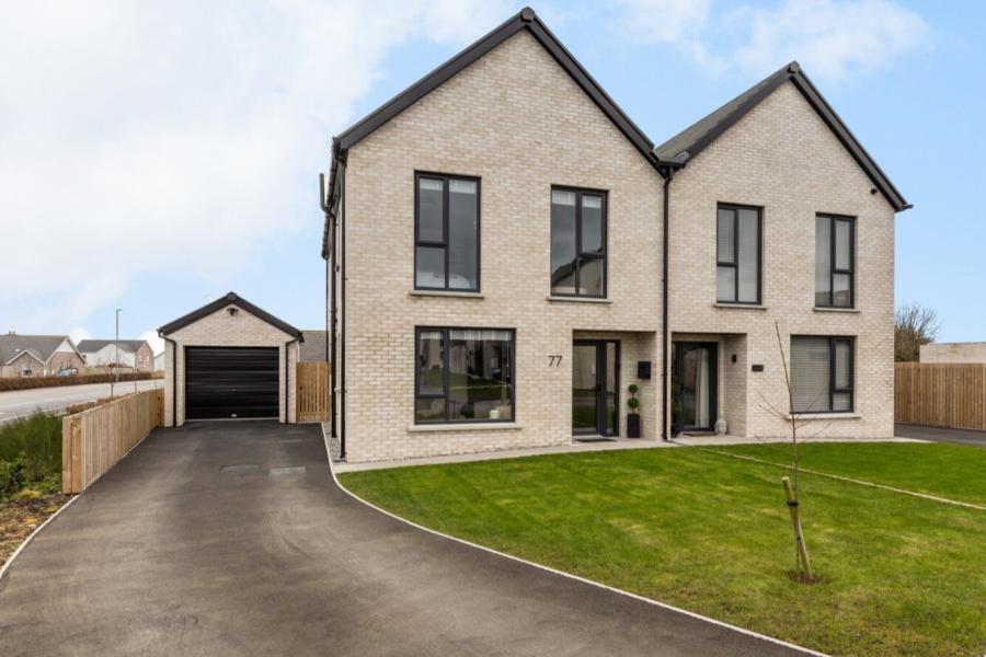 77 Fourth Avenue Rivenwood