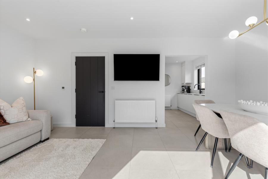 77 Fourth Avenue Rivenwood