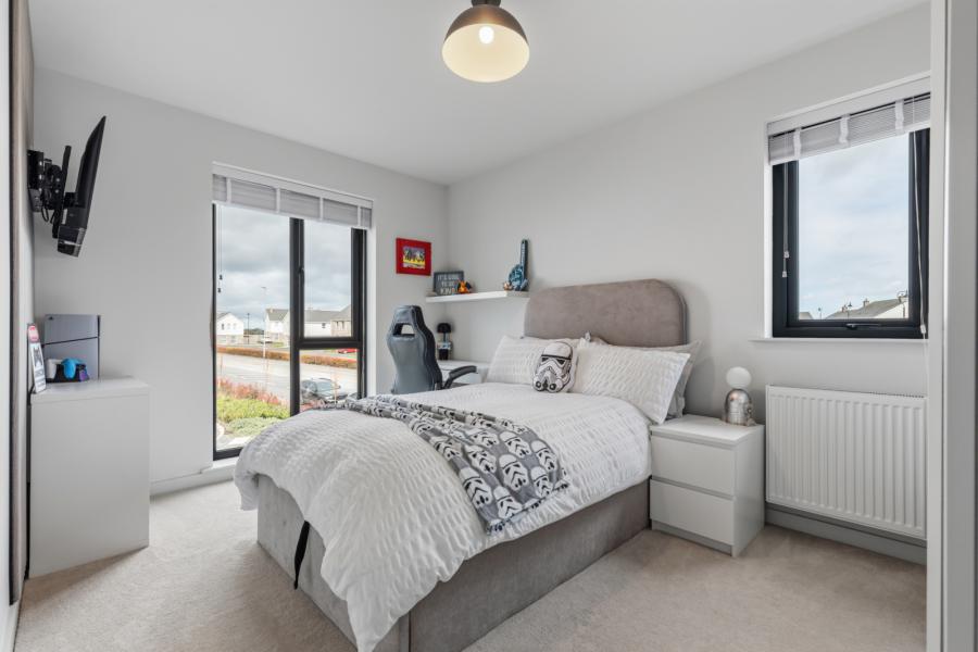 77 Fourth Avenue Rivenwood