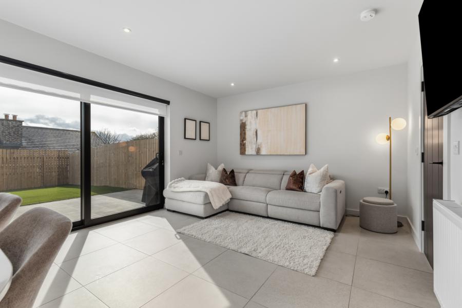 77 Fourth Avenue Rivenwood