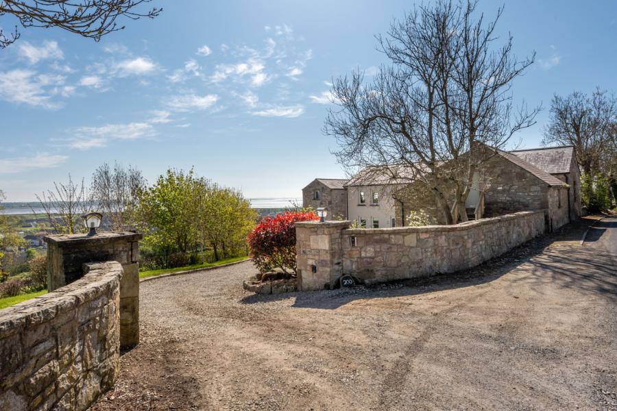 200 Scrabo Road