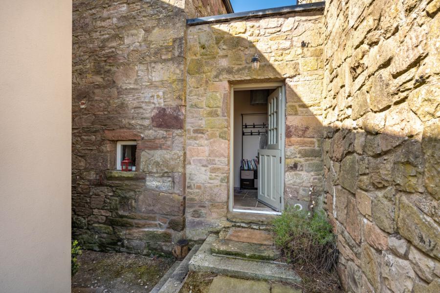 200 Scrabo Road