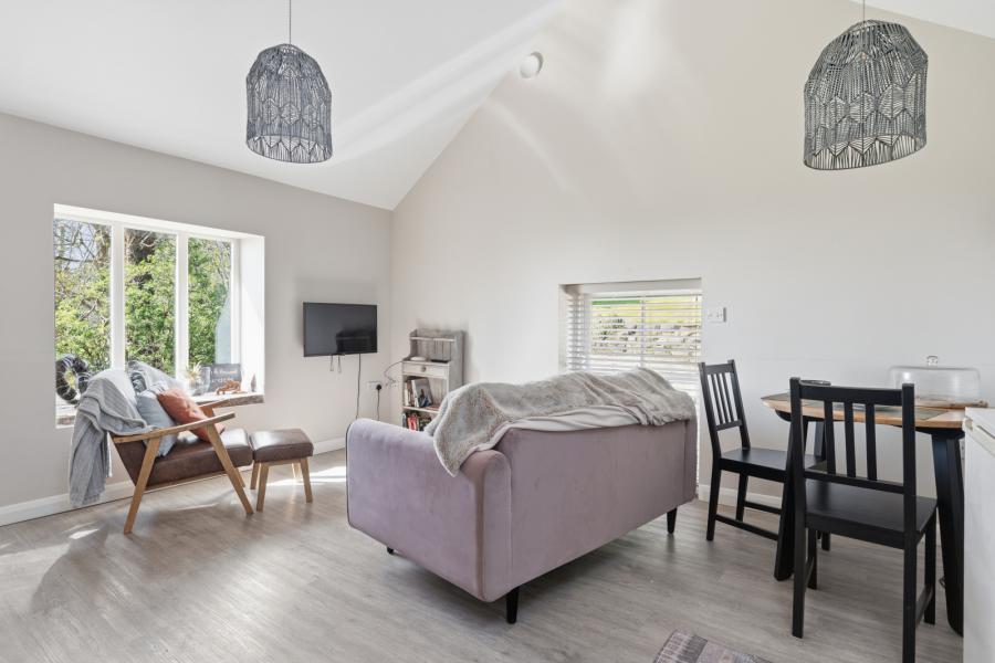200 Scrabo Road