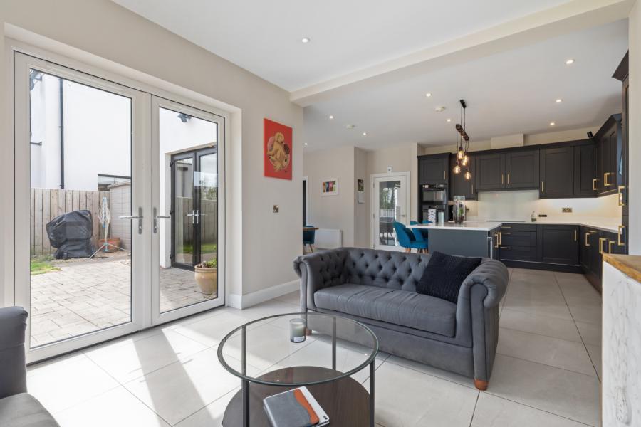 21 Scrabo Heights