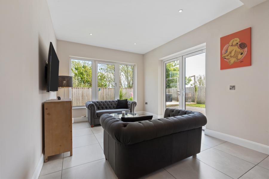 21 Scrabo Heights