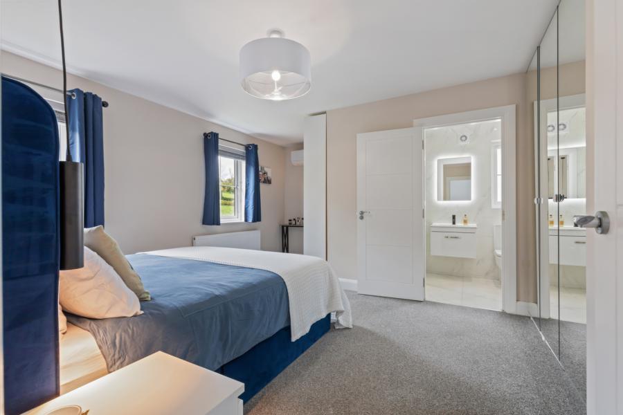 21 Scrabo Heights