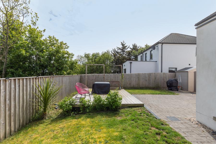 21 Scrabo Heights