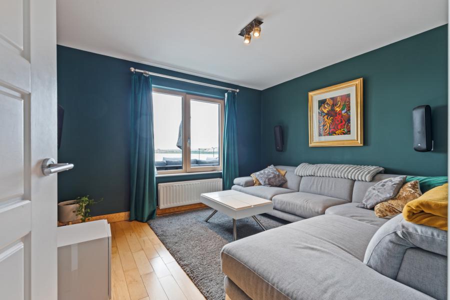 4 Turnstone View