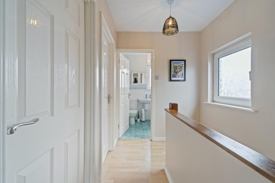 40 Abbeydale Drive
