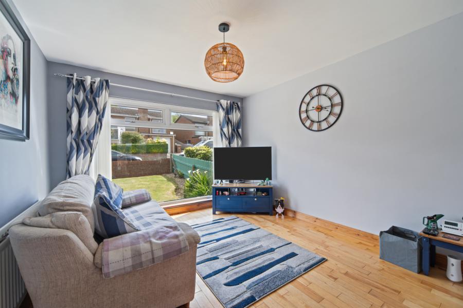 40 Abbeydale Drive