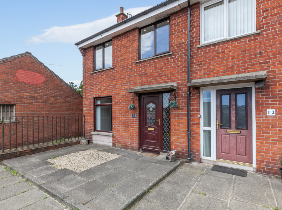 10 Windmill Row, Newtownards, County Down, BT23 7DZ