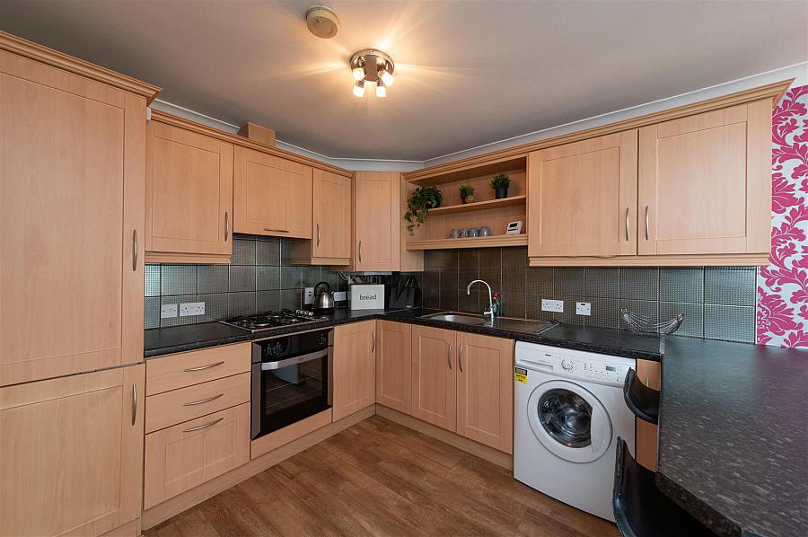 1a Hillsborough Court