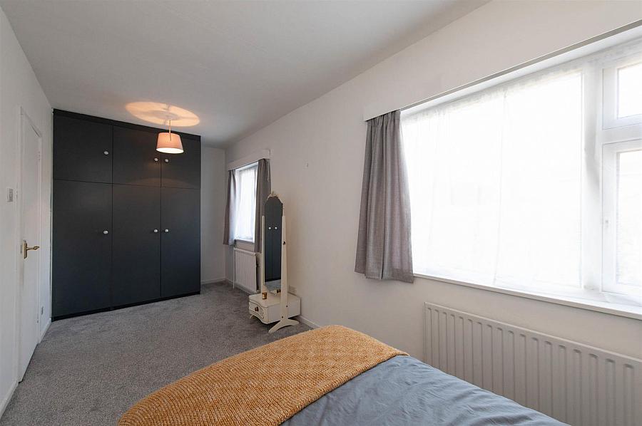 17 Lough Moss Park
