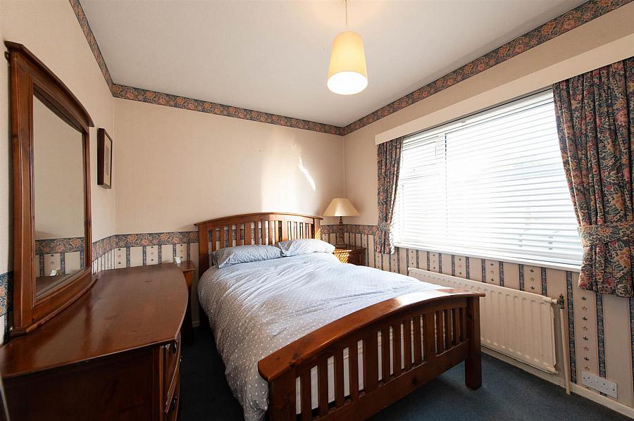 17 Lough Moss Park