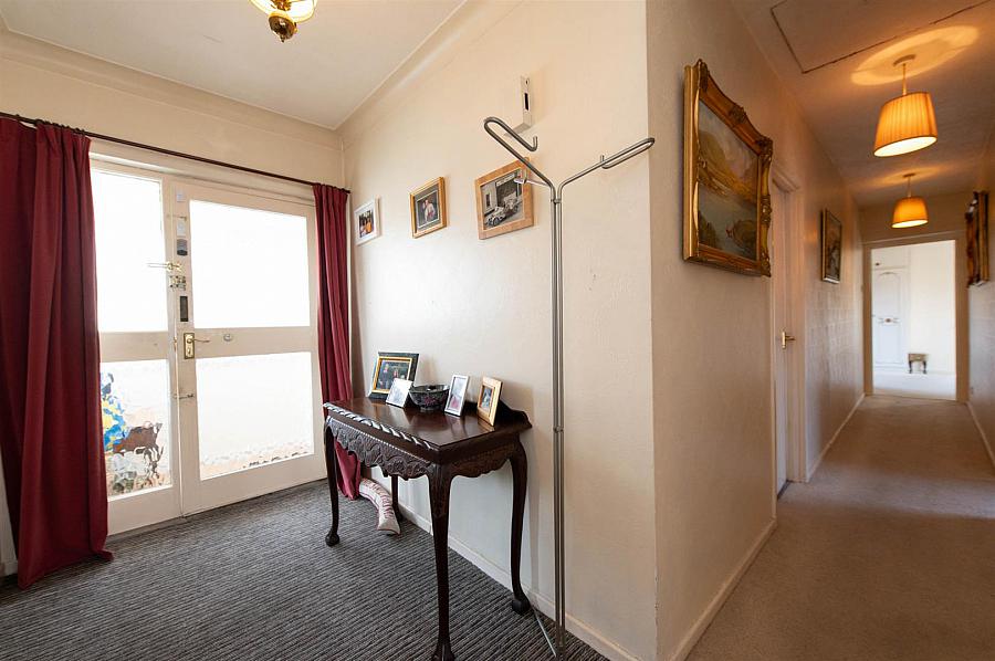 17 Lough Moss Park
