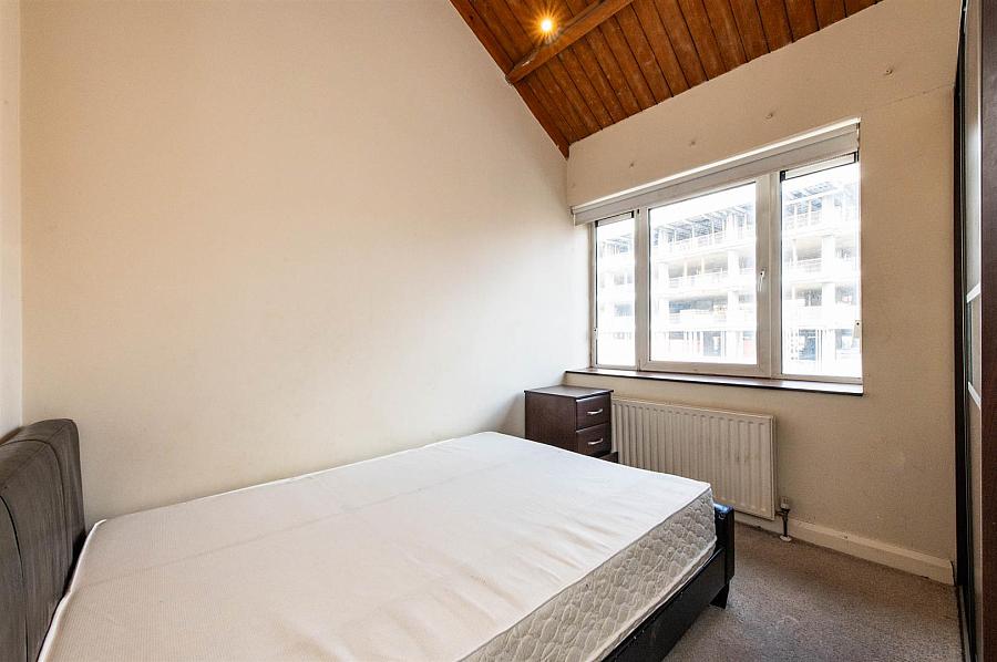 Apartment, 403 Somerset Studios