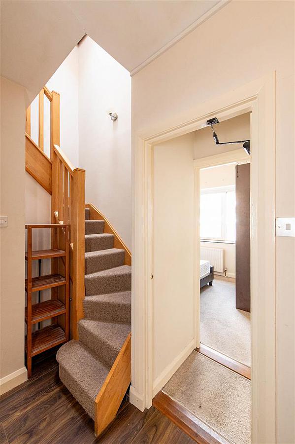 Apartment, 403 Somerset Studios