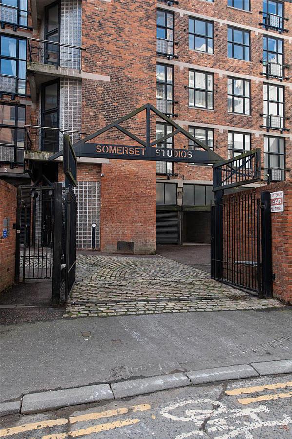 Apartment, 403 Somerset Studios