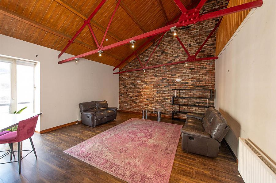 Apartment, 403 Somerset Studios