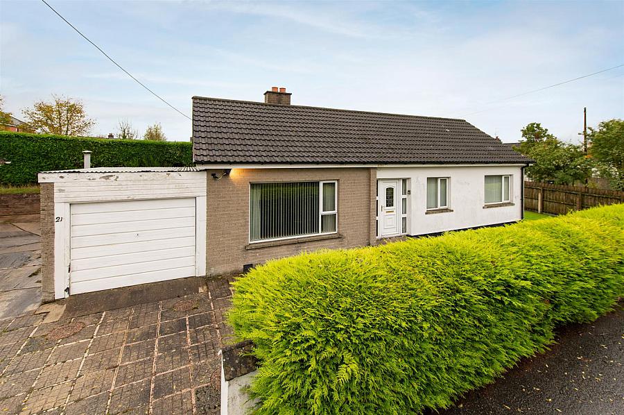 21 Lough Moss Park,Carryduff, Belfast, BT8 8PD