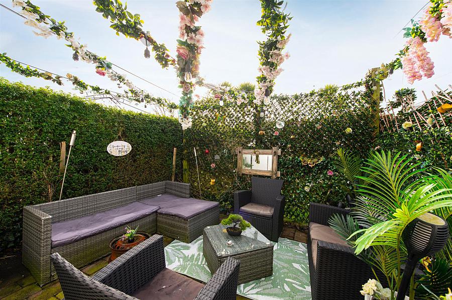 4. Ballynahinch Road