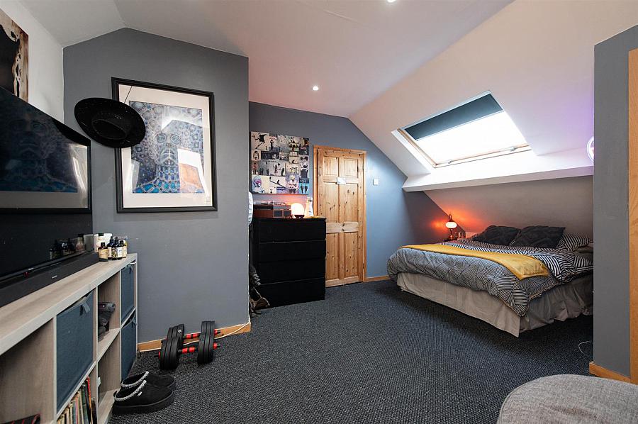 25 Knockbracken Crescent