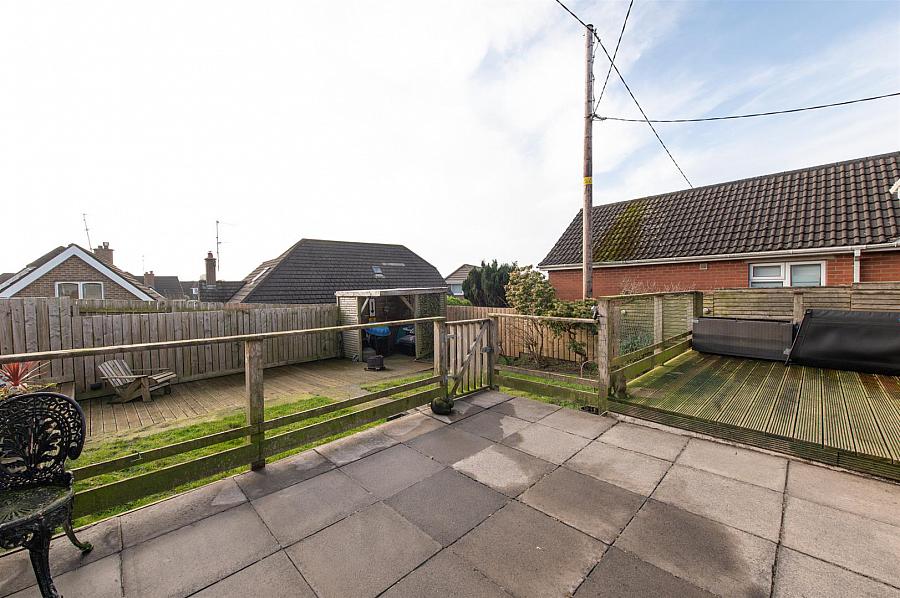 25 Knockbracken Crescent