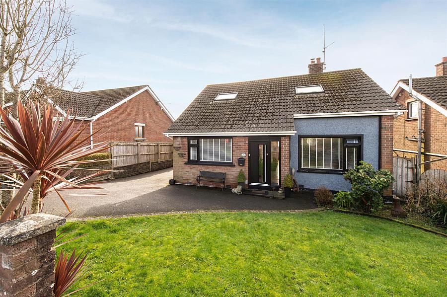 25 Knockbracken Crescent