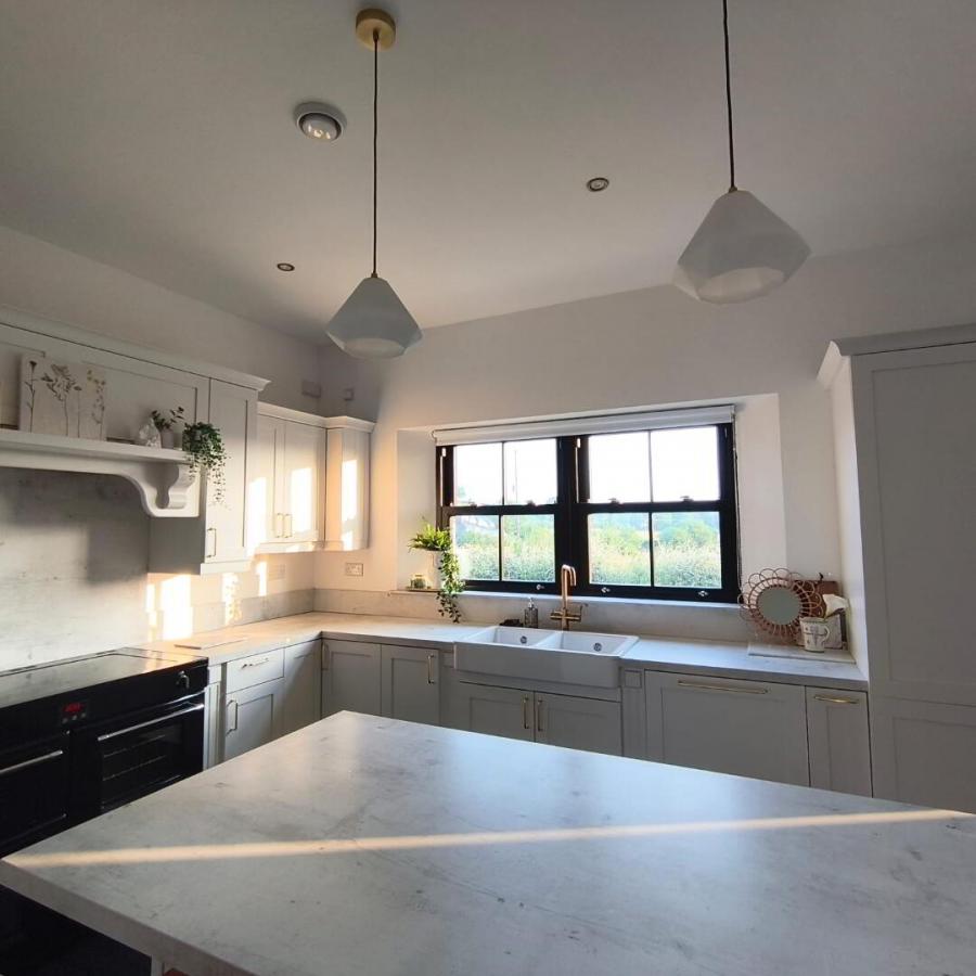 90 Crossmore Road