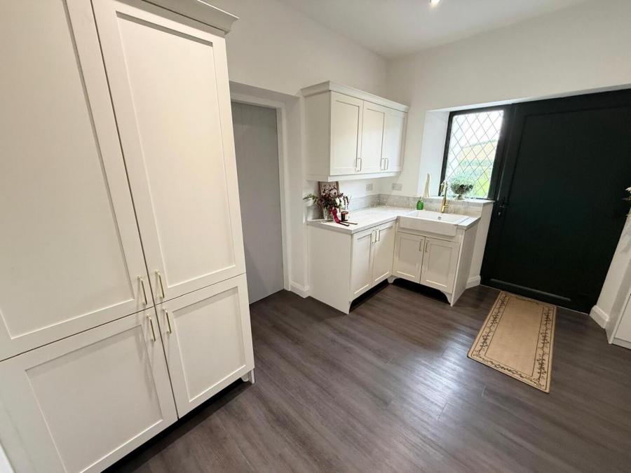 90 Crossmore Road
