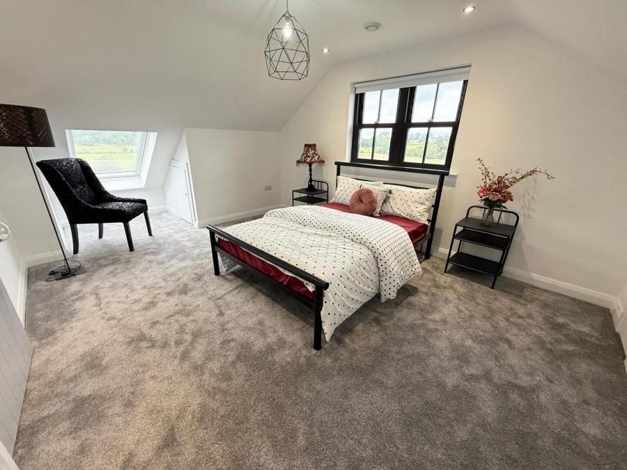 90 Crossmore Road