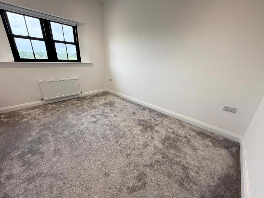 90 Crossmore Road
