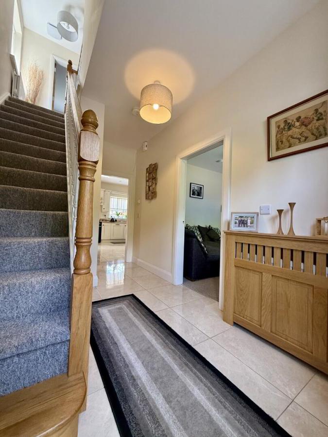 12 Crewroe Avenue
