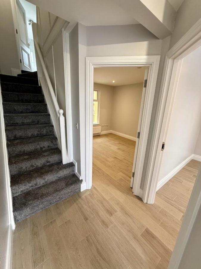 11 Grove Terrace