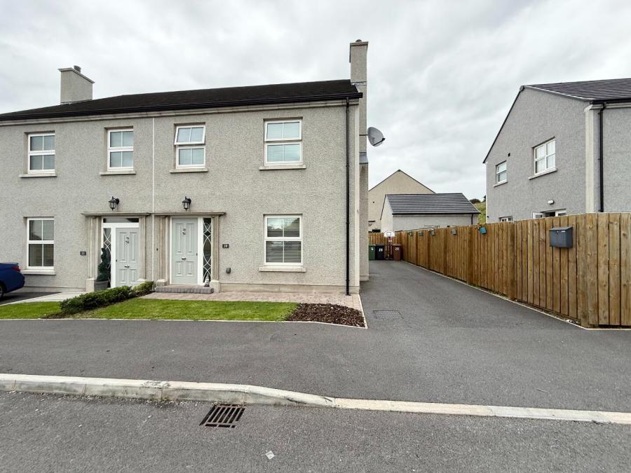 20 Crewroe Avenue