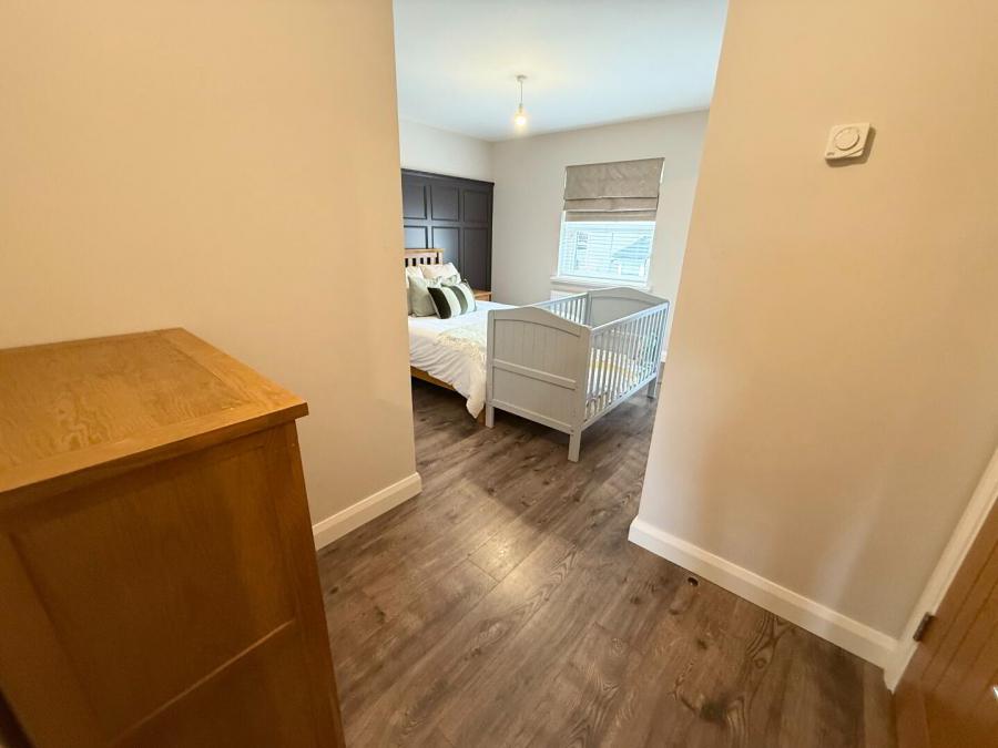 20 Crewroe Avenue