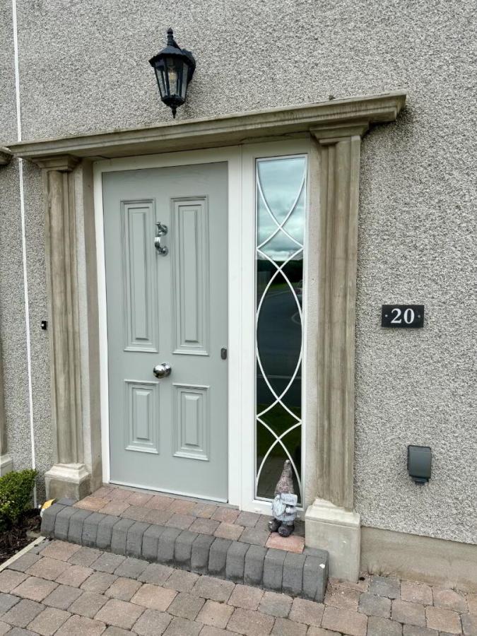 20 Crewroe Avenue